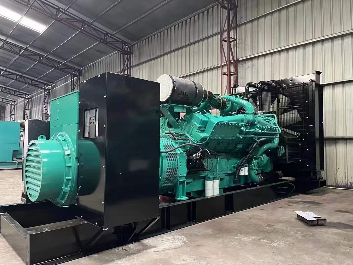 吴起如何降低 800kW 柴油发电机输出电流的波动？